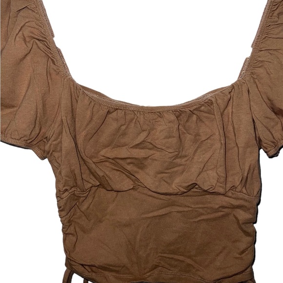Hollister Brown Ruched Top C41 - Picture 2 of 4